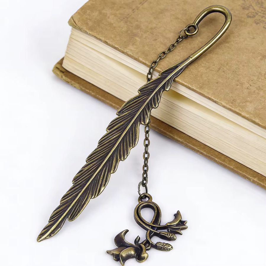 Vintage Metall-Lesezeichen in Bronze mit Feder und Blumenanhänger für Bücher und Tagebücher - Bild 4