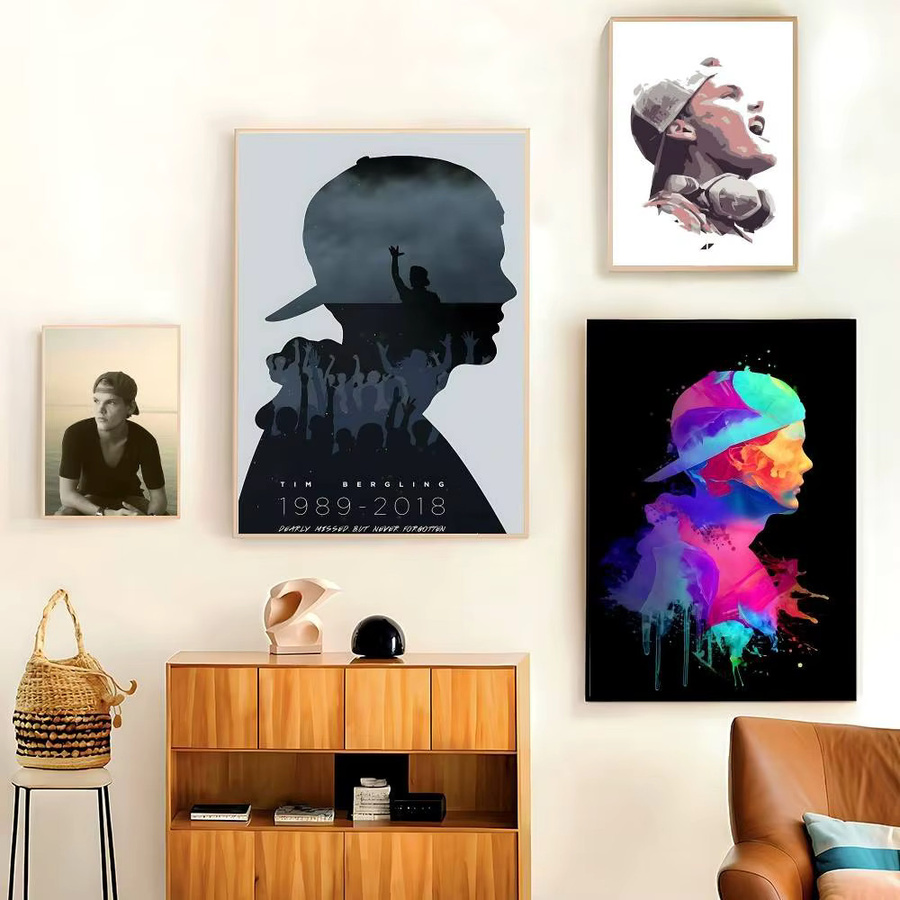 Retro A-Avicii DJ Poster von 52TOYS in Mehrfarbig als grafische Wandkunst aus Papier - Bild 2