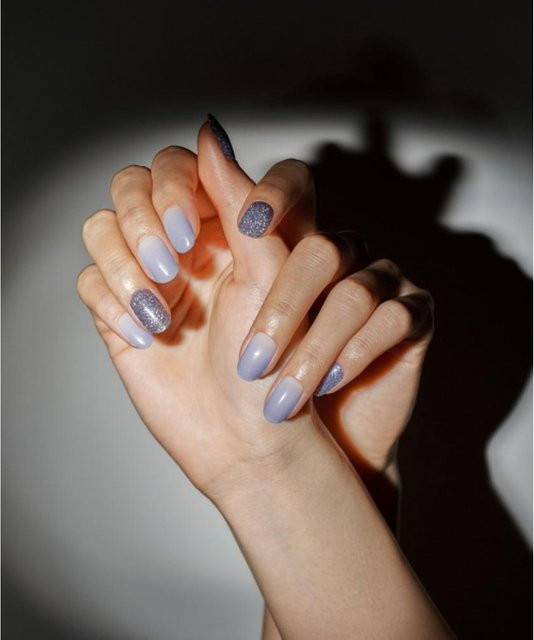 Edgeu Gel-Nagellack, beige, schimmernd - Bild 1