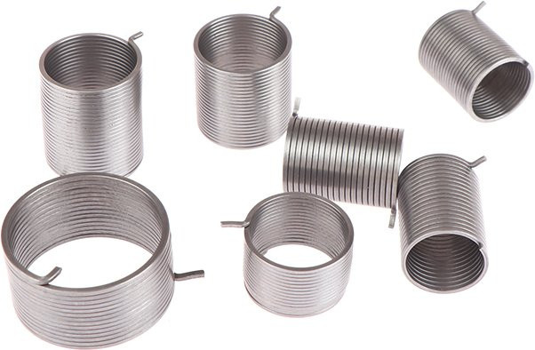 Ersatzteil-Set für vollautomatische Waschmaschinen mit Stoßdämpfer, Kupplung, Riemenscheibe, Ratsche, Reduzierstück und Zugfeder in Silber - Bild 1