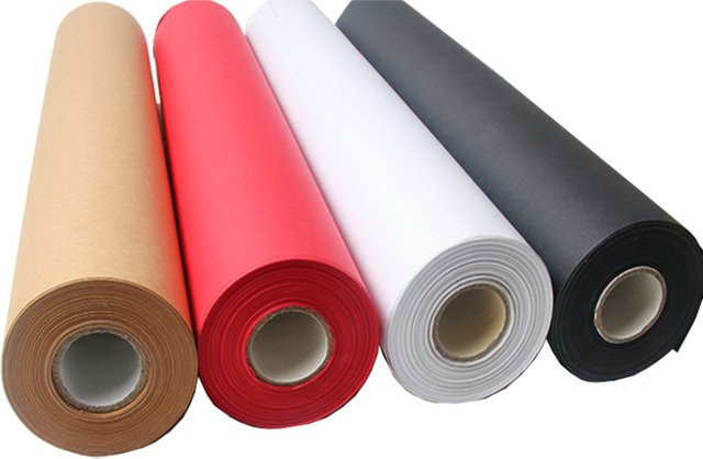 Schwarze Kraftpapierrolle für Geschenkverpackungen und Bastelarbeiten, Breite: 38 cm, Länge: 10 m - Bild 1