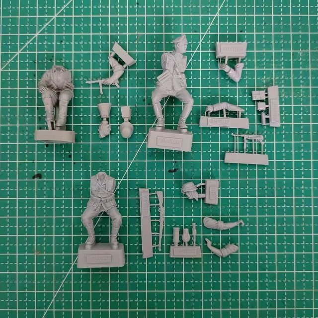 BAANFU Soldatenfigur, Modellbausatz, Maßstab 1:35, 3-teiliges Set - Bild 1