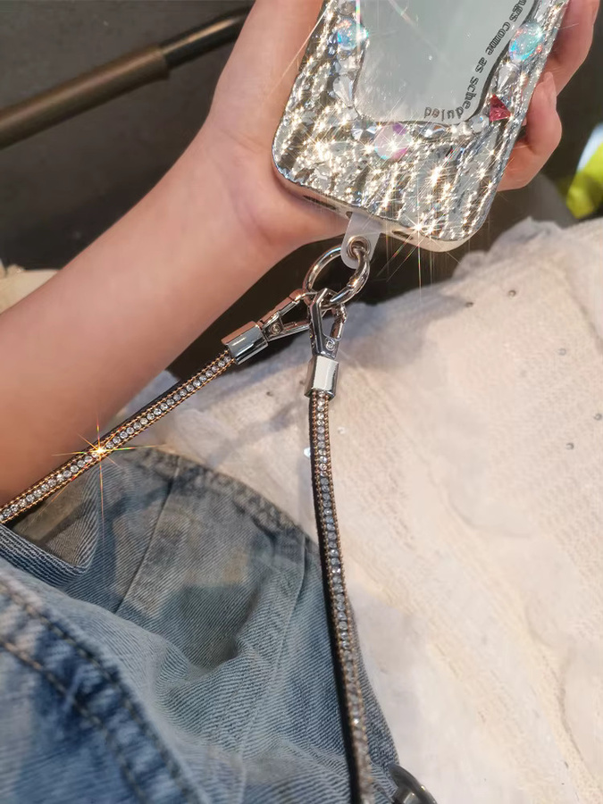 Strass Crossbody Handy Lanyard Neck Strap mit Universal Clip in Silber für dein Smartphone - Bild 3