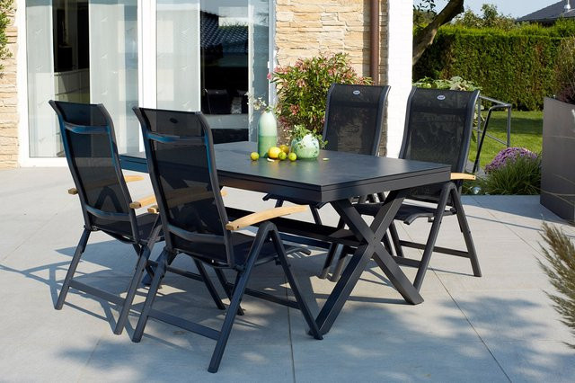 Hartman Xanadu Alice Garten-Essgruppe aus Aluminium, Teak und Glaskeramik in Anthrazit/Natur mit 4 Klappstühlen und ausziehbarer Tischplatte - Bild 1