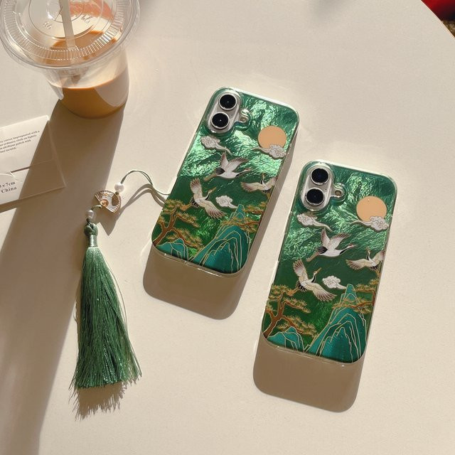 TROPLET Handyhülle im chinesischen Stil mit Kranich und Quaste für iPhone 17 16 15 14 13 Pro Max, Farbe: Grün - Bild 1