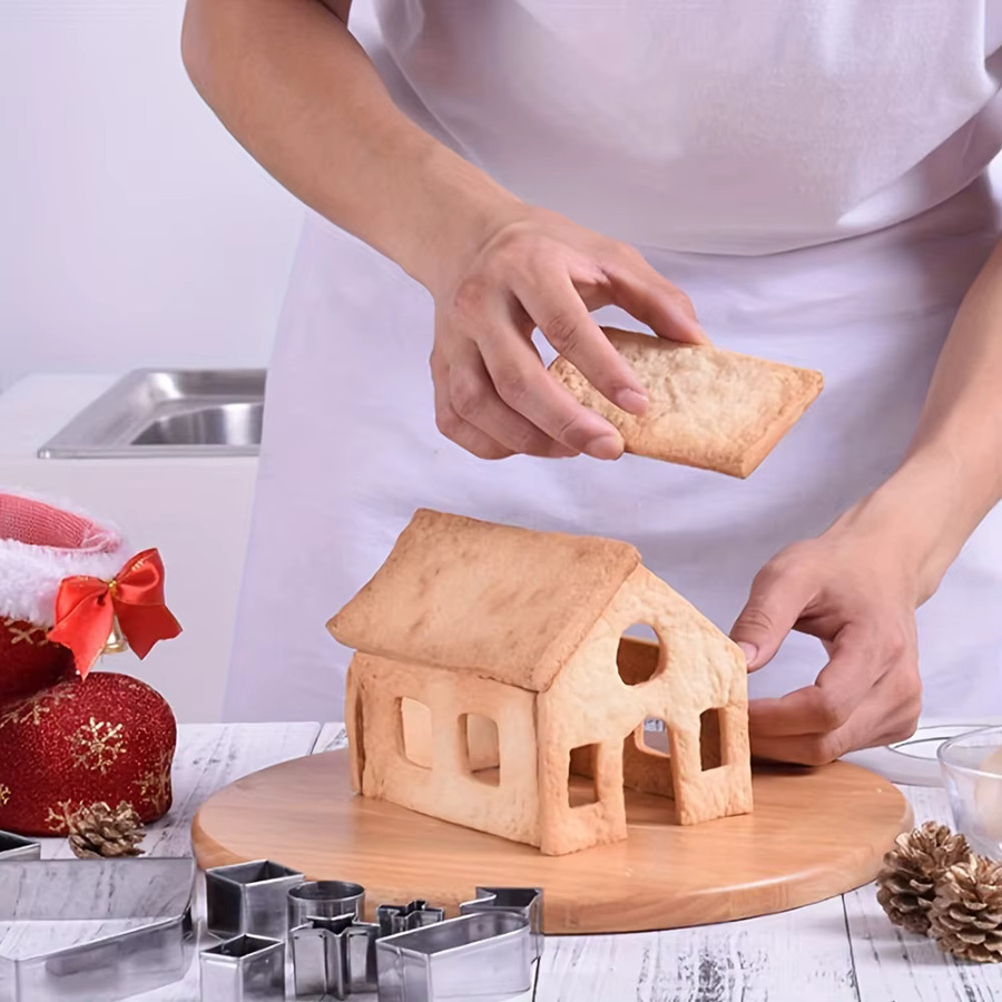PLYS Ausstechform Lebkuchenhaus aus Edelstahl in Silber für Weihnachtsgebäck - Bild 3
