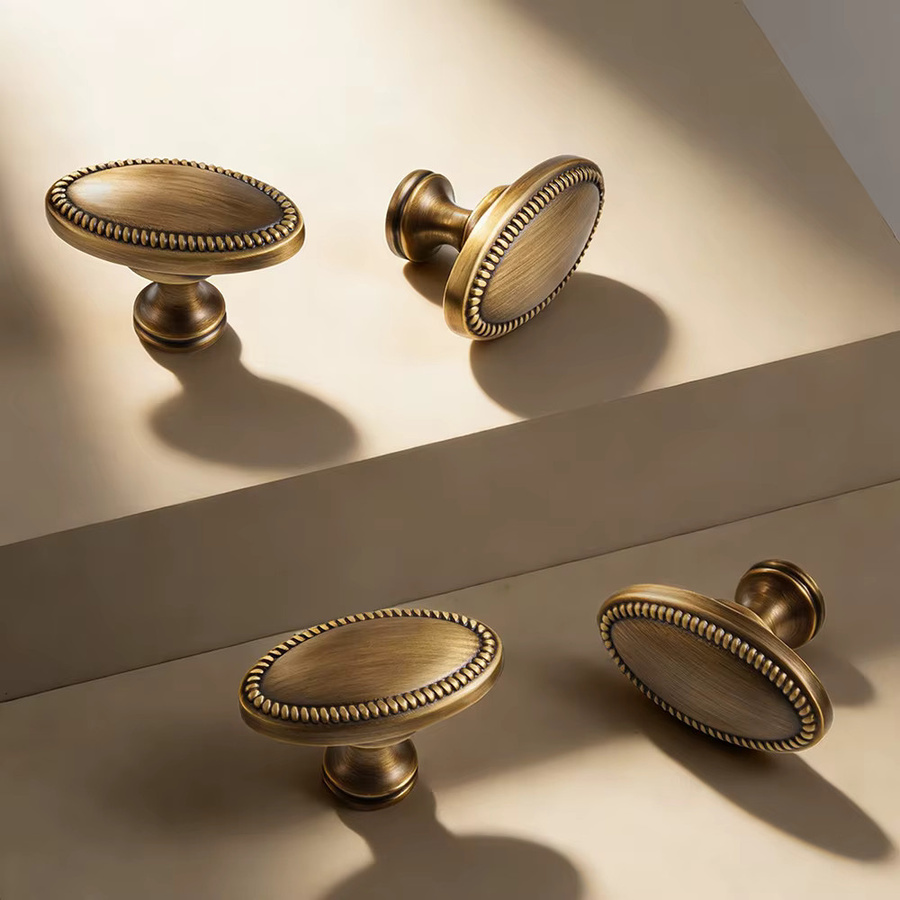 Dooroom Möbelgriffe aus massivem Messing im französischen Vintage-Design, Schrankknöpfe in Gold und gebürstetem Messing - Bild 2