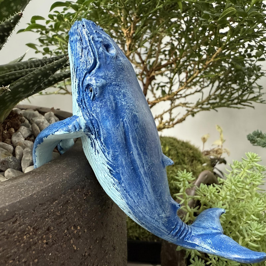 Realistische Wal Statue aus Harz in Blau als dekorative Skulptur für Garten und Landschaftsgestaltung - Bild 4