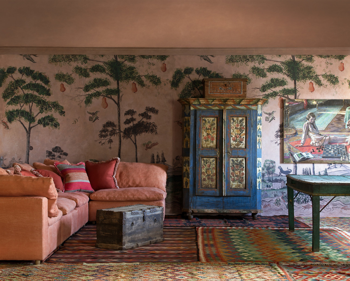 Andrew Martin Mural Mythical Land - Daybreak Wandtapete in Rose aus Vlies im Folk Art Stil - Bild 3
