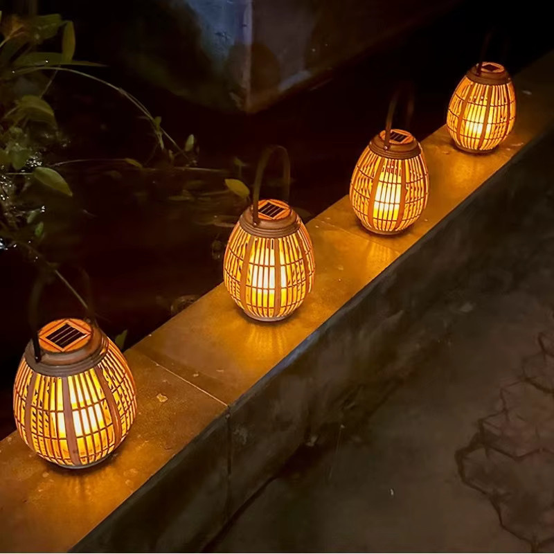 Claeted Solar LED Laterne aus Kunststoff in Braun mit warmweißem Licht, wasserdichte Gartenbeleuchtung für Hof und Villa, B/T/H: 18,0 x 18,0 x 35,0 cm - Bild 2