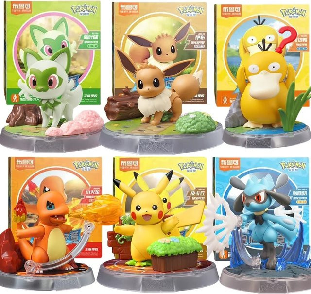 BLOKEES Pokémon Pikachu Glurak Psyduck Sprigatito Evoli Lucario, Actionfiguren - Bild 1