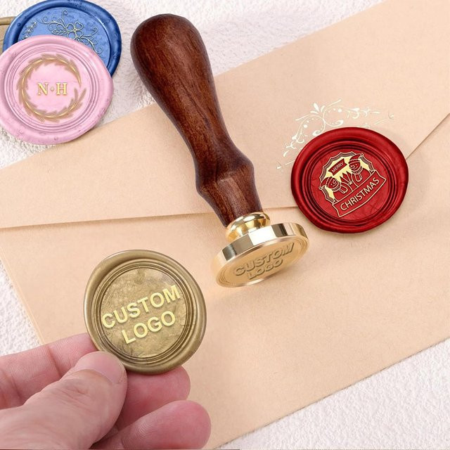 Personalisierter Siegelstempel mit Logo oder Namen für Wachssiegel in Gold - Bild 1