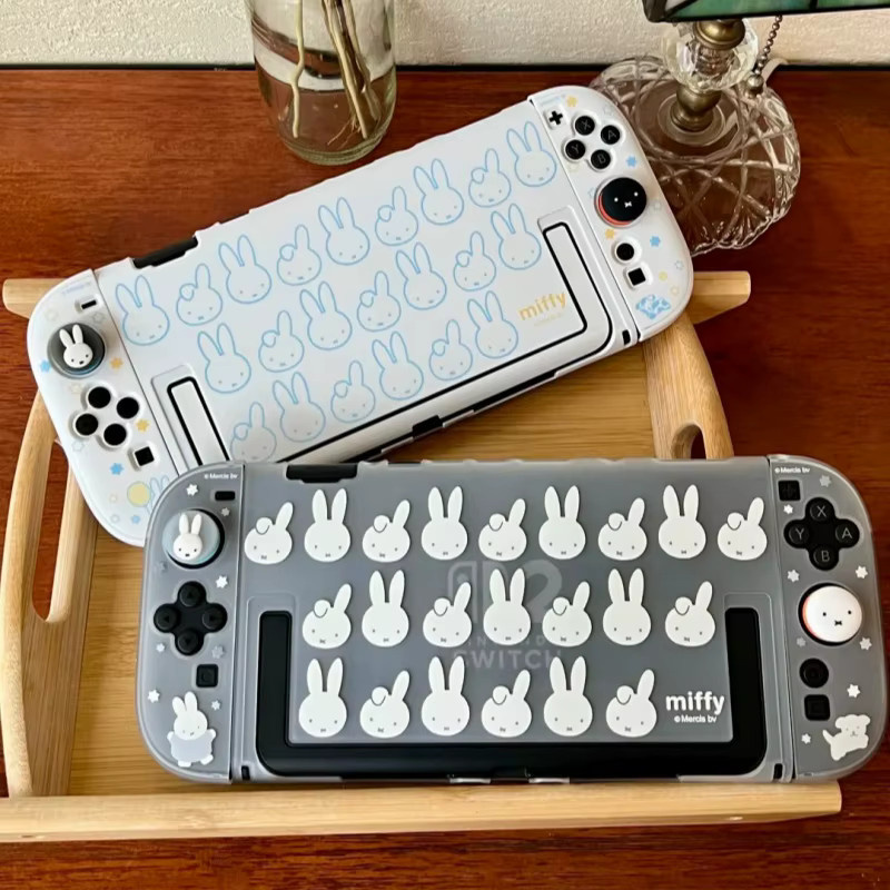 Geekshare Miffy Schutzhülle für Nintendo Switch 2, halbtransparent mit Daumenknopfkappe - Bild 1