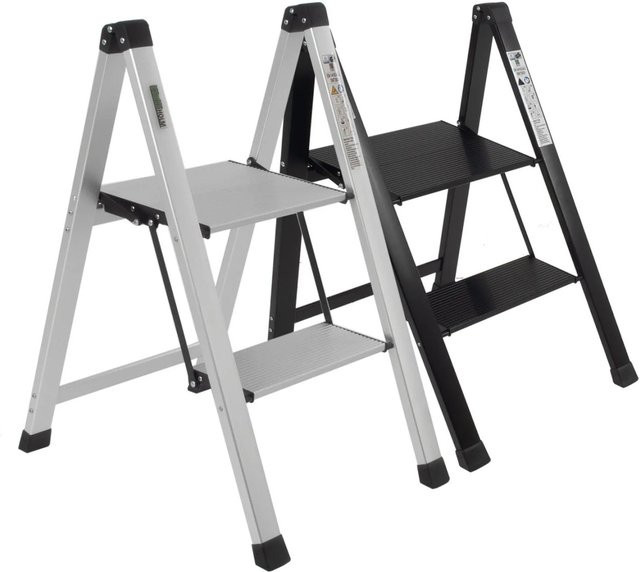 TRUTZHOLM Trittleiter 2-stufig klappbar aus Aluminium in Silber mit Anti-Rutsch-Trittflächen und bis zu 150 kg Belastbarkeit - Bild 1