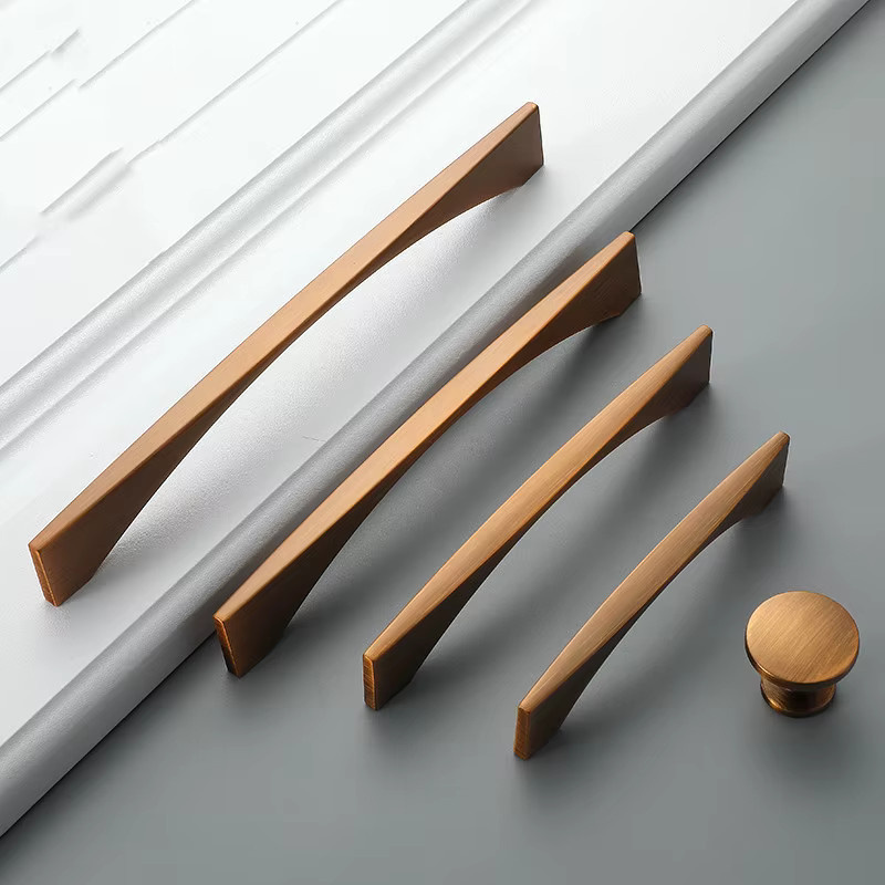 Odavis Möbelgriff im Vintage-Stil aus Messing in Gold und Bronze für Küchenschränke und Schubladen - Bild 3