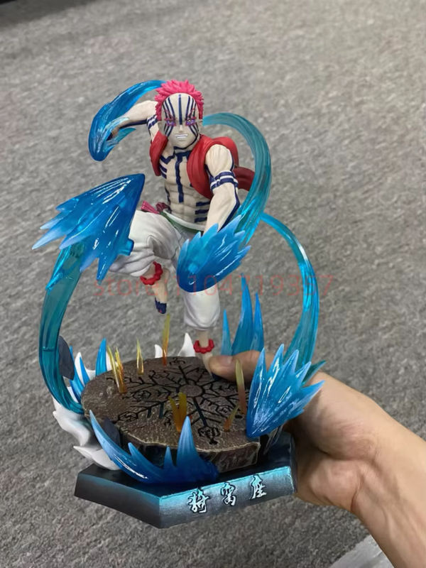 Bandai Akaza Action Figur aus Demon Slayer Kimetsu no Yaiba, mehrfarbige PVC Modellfigur mit Lichtfunktion - Bild 5