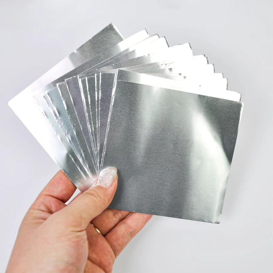 Künstlerset aus Folienkarton mit Metallprägung in Silber und Gold für Bastelarbeiten von Kindern und Erwachsenen - Bild 1