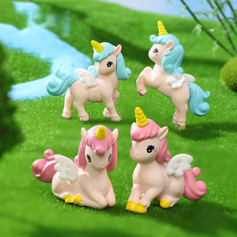 4er Set Einhorn Tier Figuren aus PVC als kreative Cartoon Miniatur Ornamente für DIY Dekoration in Mehrfarbig von MOVING FOREST - Bild 2
