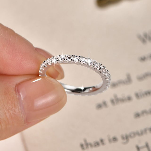 IOGOU Eternity Ring, 14k Gold Filled, Moissanit, Damen - Bild 1