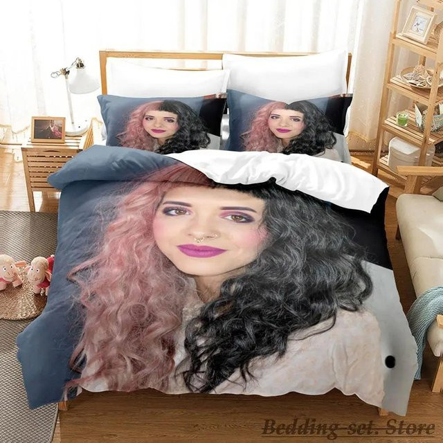 Melanie Martinez Bettwäsche Set mit Motiv aus Mikrofaser, Mehrfarbig, B/H: 133 x 70 cm - Bild 1