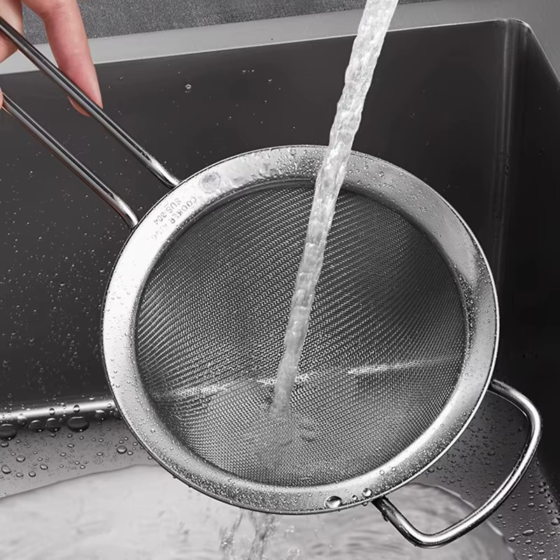 Cooker King Rundes Feinmaschiges Sieb aus Edelstahl 304 in Silber - Bild 4