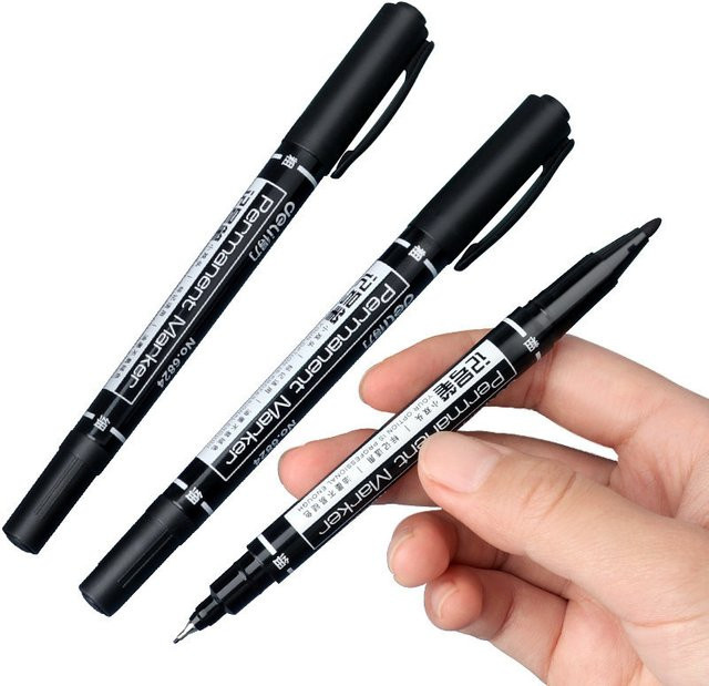 10er Set Twin Tip Permanent Marker mit feiner Spitze und wasserfester Tinte in Schwarz und Rot, Stiftstärke 0,5 mm bis 1 mm - Bild 1