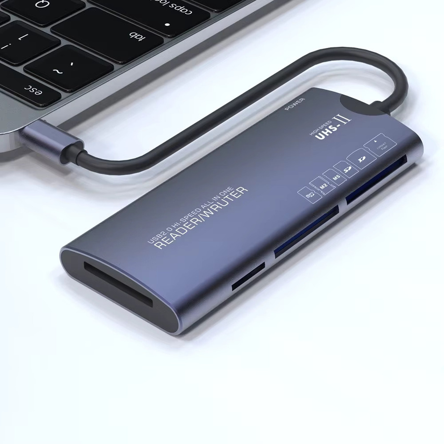 OULLX 6-in-1 USB Typ C All-in-One Kartenleser aus Aluminiumlegierung für Micro SD, TF, XD, CF, M2 und MS in Grau - Bild 3