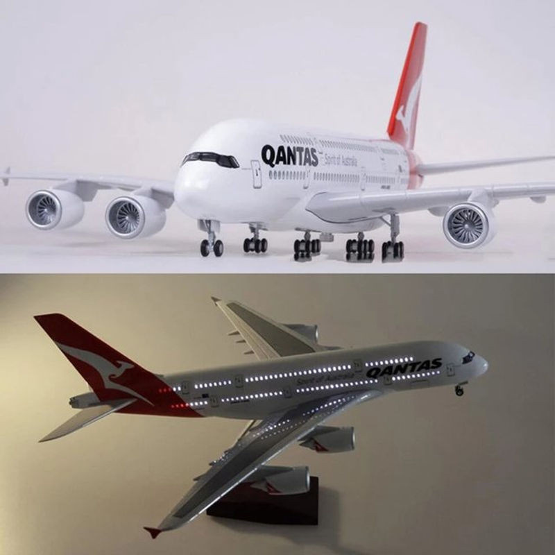 Hang Kun Flugzeugmodell A380 Qantas Airline in Weiß, Maßstab 1:160, aus Kunstharz und Kunststoff mit Licht und Rädern - Bild 1