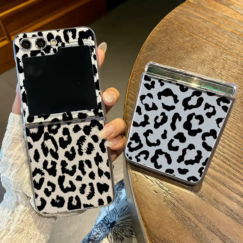 QYSFriday Handyhülle mit Leopardenmuster für Samsung Galaxy Z Flip 7, 6, 5, 4, 3 5G, transparent und faltbar - Bild 2