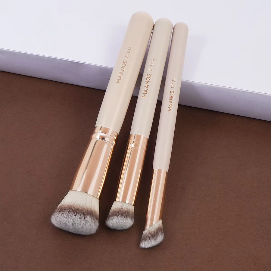 CNKESS Make-up-Pinsel-Set, 3-teilig, mit 2 Puderquasten, für Gesicht und Augen - Bild 3