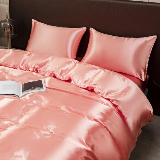 Bin Chi Textiles Bettwäsche-Set aus Mako-Satin in Braun, bestehend aus Bettbezug und Kissenbezügen, pflegeleicht und knitterfrei - Bild 1