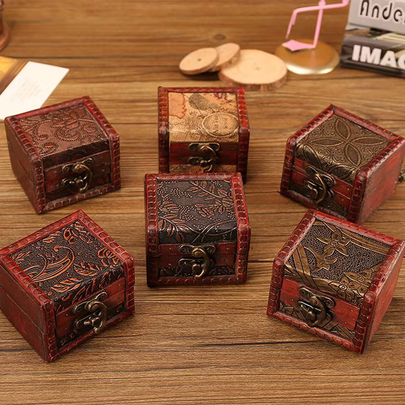 Vintage Schmuckbox aus Holz im chinesischen Stil mit Schloss zur Aufbewahrung von Ringen, Broschen, Armbändern und Ohrringen - Bild 2