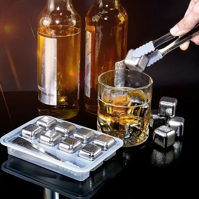 HOCOSHINE Edelstahl-Eiswürfel-Set in Silber, wiederverwendbare Kühlsteine für Whiskey und Wein, quadratisch - Bild 2
