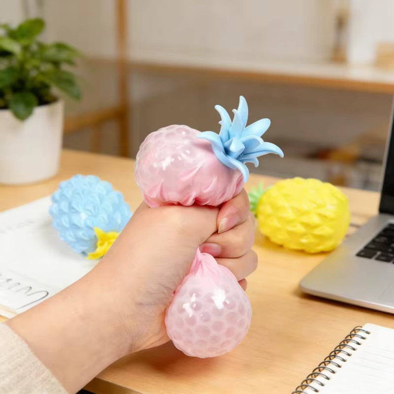 GSF Ananas-Stressball, Fidget-Spielzeug, multicolour - Bild 2