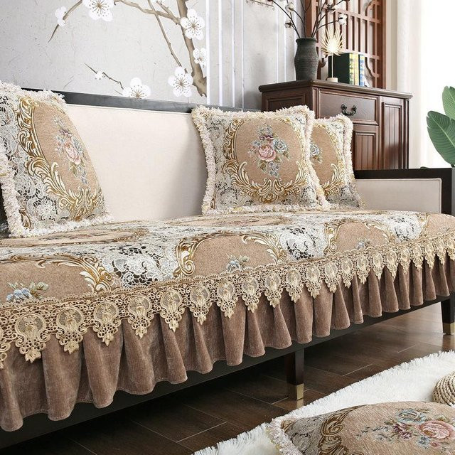 Rutschfester Sofabezug aus Jacquard-Stoff und Chenille von BC-Warm Home in Braun mit floralem Design, Breite: 70 cm, Höhe: 75 cm - Bild 1
