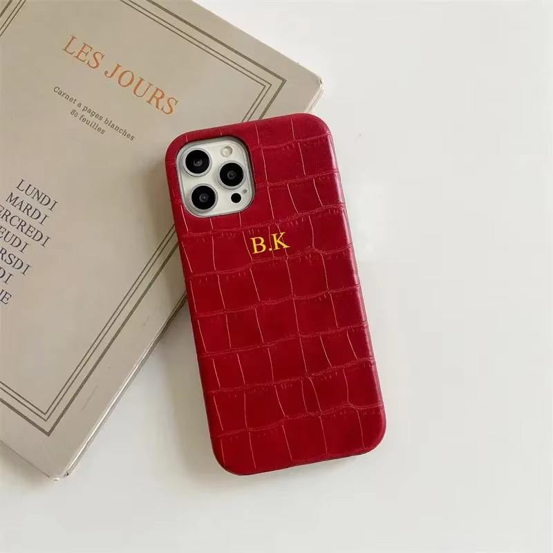 YLUOYI Personalisierte iPhone Hülle aus Luxus Krokodil-Leder PU mit Gold-Silber Initialen für iPhone 17 16 15 14 13 12 Pro Max - Bild 1