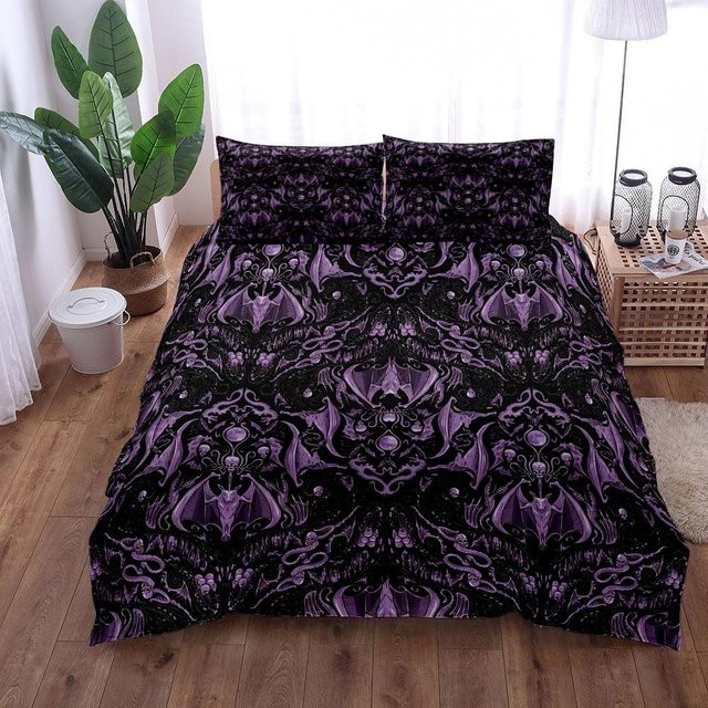 Gotisches Bettwäsche-Set mit Fledermaus-Motiv in Schwarz und Lila, Microfaser, B/H: 135 x 200 cm - Bild 1