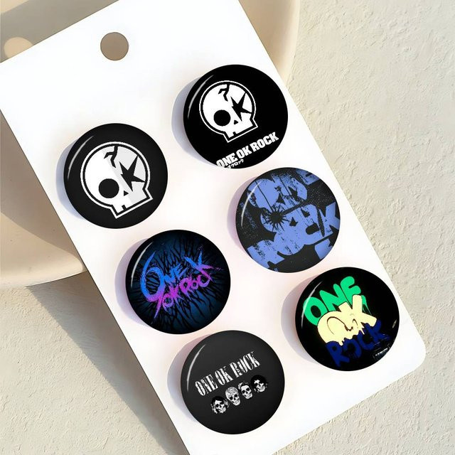 Ansteckbutton ONE OK ROCK, Metall, Kinder - Bild 1