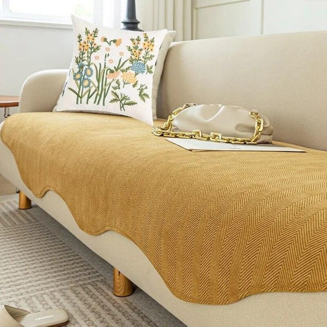 Nordic Chenille Sofa Kissen in Gelb, rutschfest und waschbar, B/T/H: 70 x 70 x 70 cm - Bild 1
