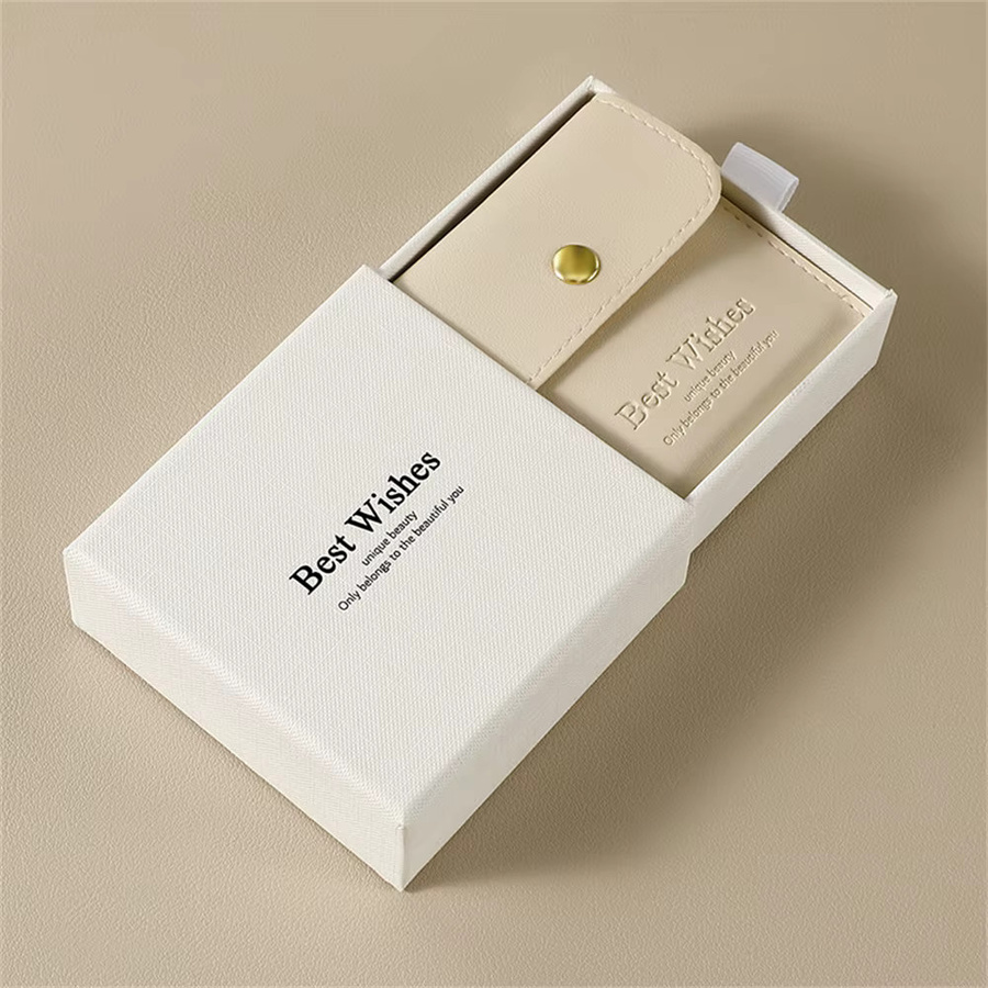 Elegantes Schmuck-Organizer Set aus PU-Leder in Weiß für Halsketten, Armbänder und Ohrringe mit Druckknopfverschluss - Bild 3