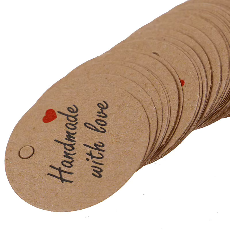 バR Sigur 100 Stück handgefertigte Hängeetiketten aus braunem Kraftpapier mit 20 m Schnur, leer und rustikal - Bild 3