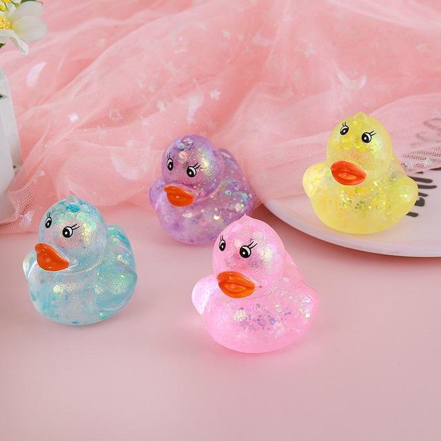 BC Pet Supplies Kawaii Glitzer-Ente Squishy Spielzeug, 1-teiliges Set - Bild 1