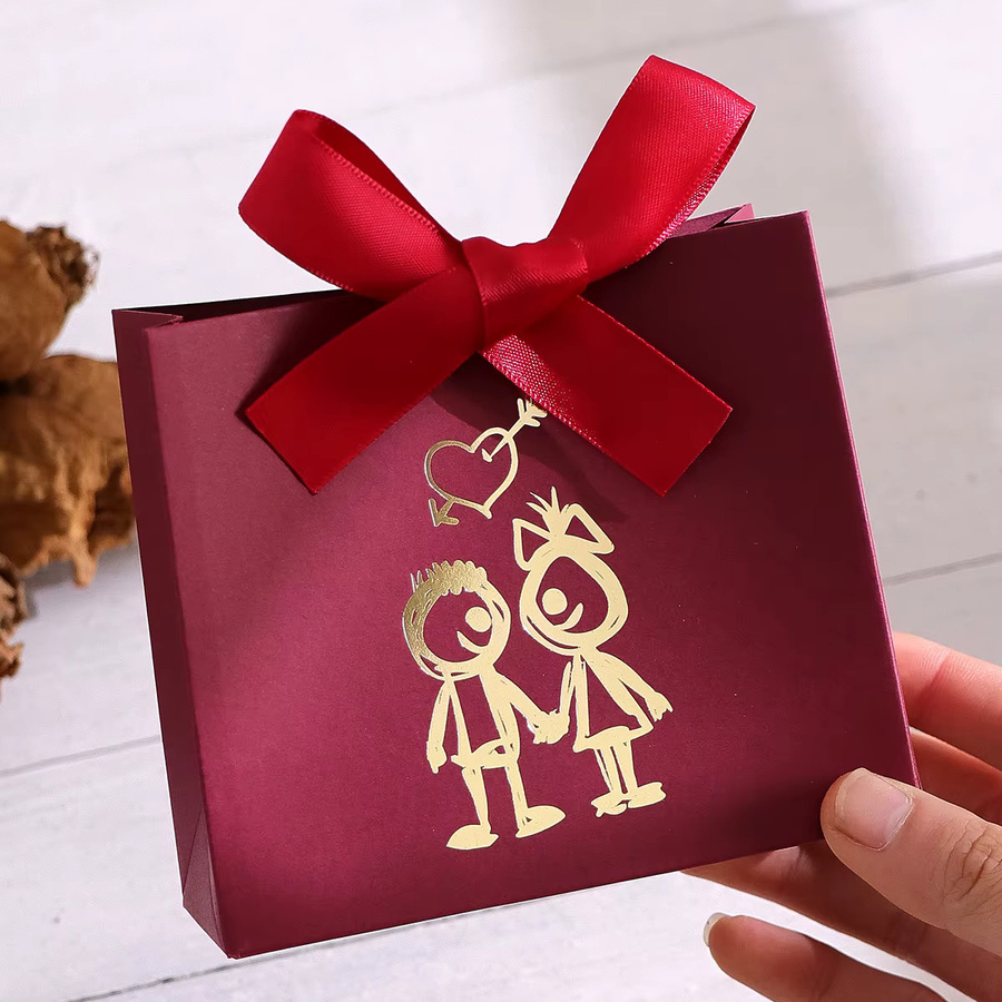 10-teiliges Mini-Geschenkbox-Set aus Papier in Rot mit Paarfiguren-Design für Süßigkeiten und kleine Geschenke zum Valentinstag - Bild 2