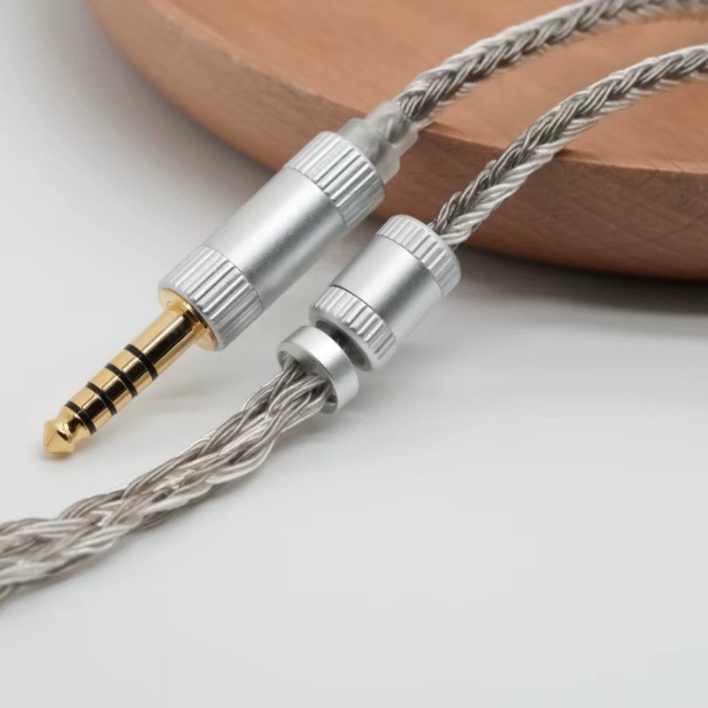 IvipQ 526B 24-adriges IEM-Audiokabel in Silber mit QDC, MMCX oder 2PIN und 3,5 mm oder 4,4 mm Anschluss - Bild 2