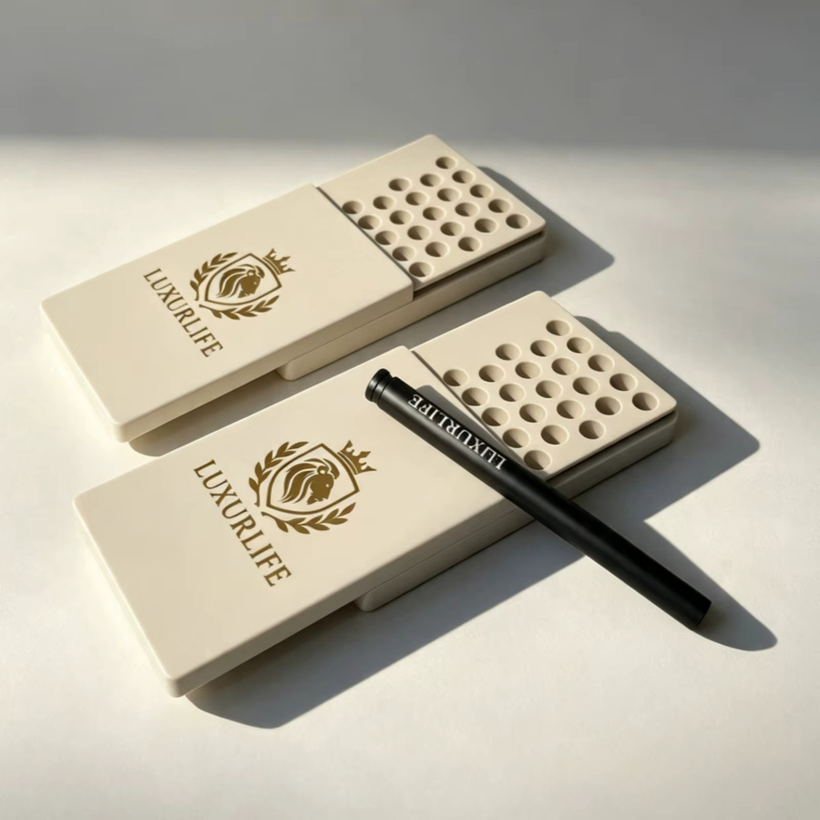 IKEEH 2er-Pack Schnupftabakdose mit Kronen-Emblem in Weiß, tragbares 41-Loch-Schnupftabak-Set - Bild 1