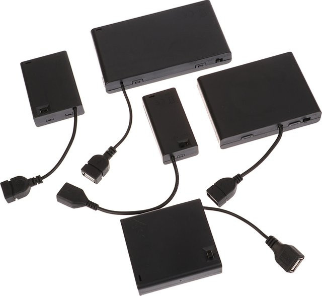 Tragbare Mini AA Batteriehalter Aufbewahrungsbox mit USB-C Anschluss in Schwarz - Bild 1