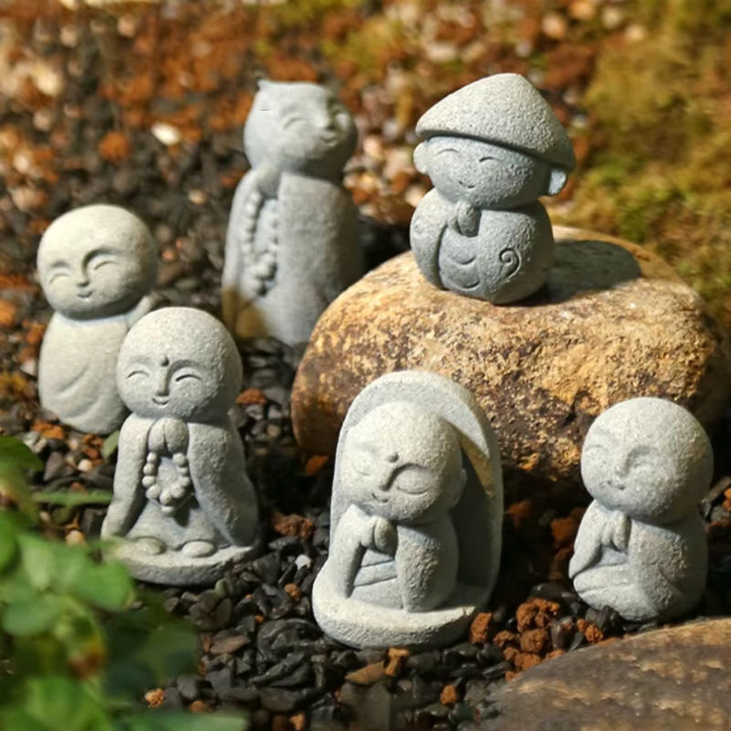 TPXCKz Jizo Buddha Skulptur als kleine Buddha Statue in Grau für Garten, Aquarium und Bonsai - Bild 2