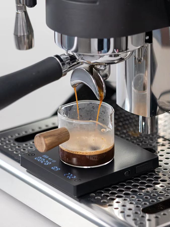 TIMEMORE Black Mirror Mini Espresso-Waage in Schwarz mit digitalem Display und Durchflussrate für Kaffee-Aufbrühungen - Bild 1