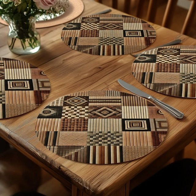 VIKAMA 4-teiliges Set runde Tischsets mit geometrischem Muster in Braun - Bild 1