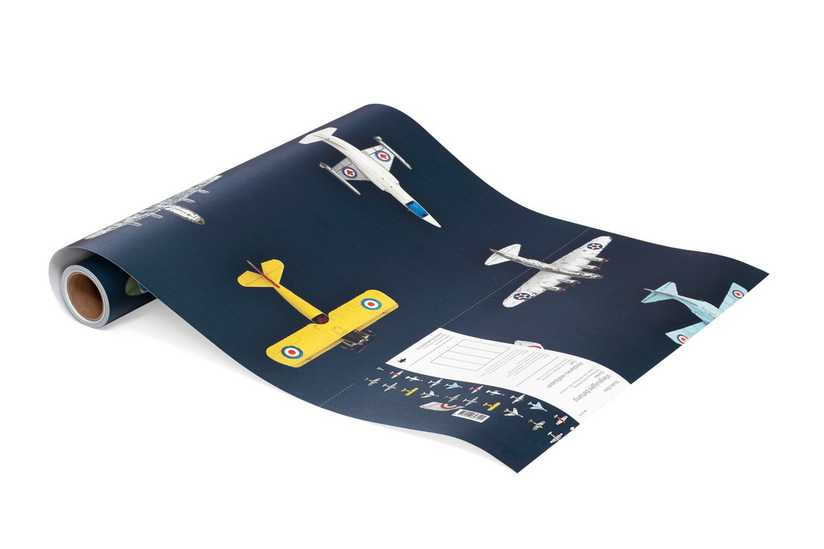 Studio Ditte Wallpaper Airplanes Dark in Schwarz und Blau, Vlies Tapete im Vintage-Stil, Breite: 48,5 cm, Länge: 280 cm - Bild 1